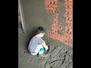 looks like a good builder | hands not from the ass