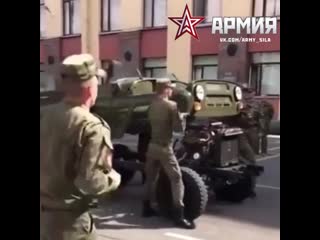 collect uaz in the army in one minute | hands not from the ass